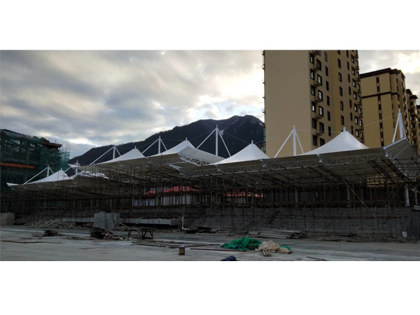 西藏林芝巴宜中學完工